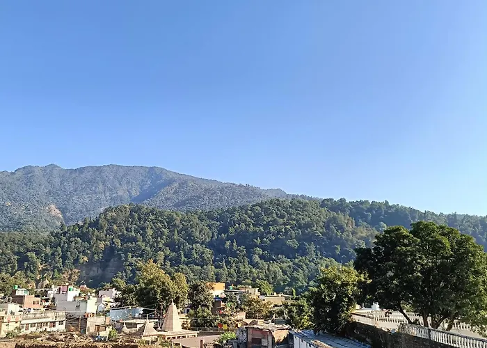 Guru Homestay